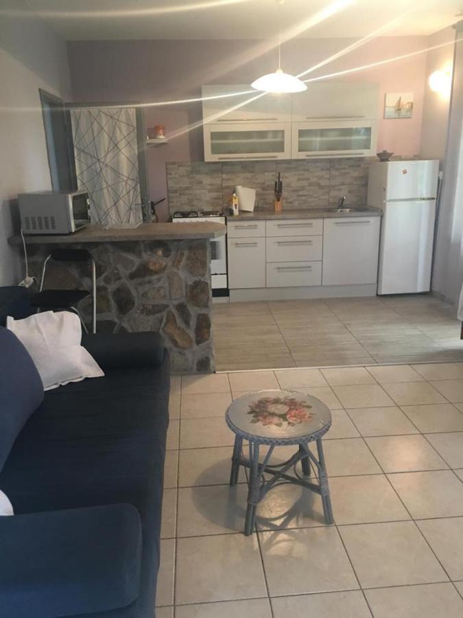 Apartament Smilje Seline Zewnętrze zdjęcie